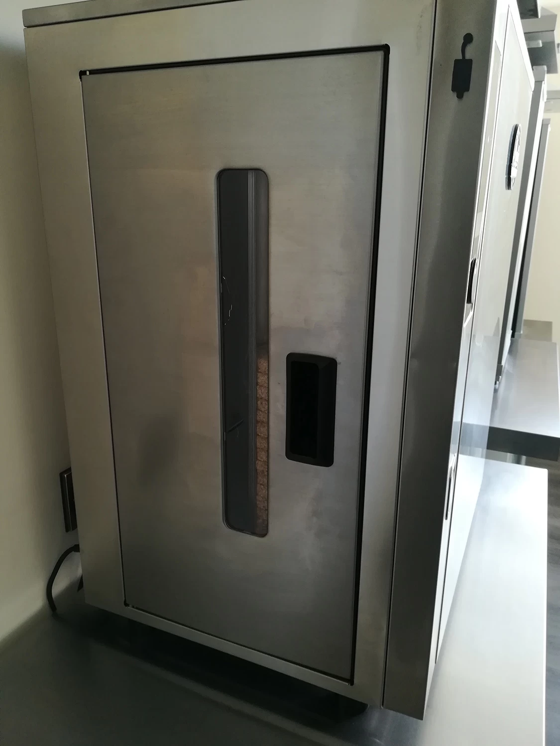 Bradley Professional Smoker BS1019 / Elektro Räucherofen 4 Bradley Professional Smoker BS1019 / Elektro Räucherofen – Bild 4