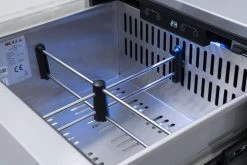 BULL Premium Outdoor Schubladen-Kühlschrank Mit LED Kontrollpanel, IPX4 Spritzwassergeschützt -Geschäft Für Grillzubehör 22280 BULL Premium Kuehlschrank LED Bele 7 1613487089