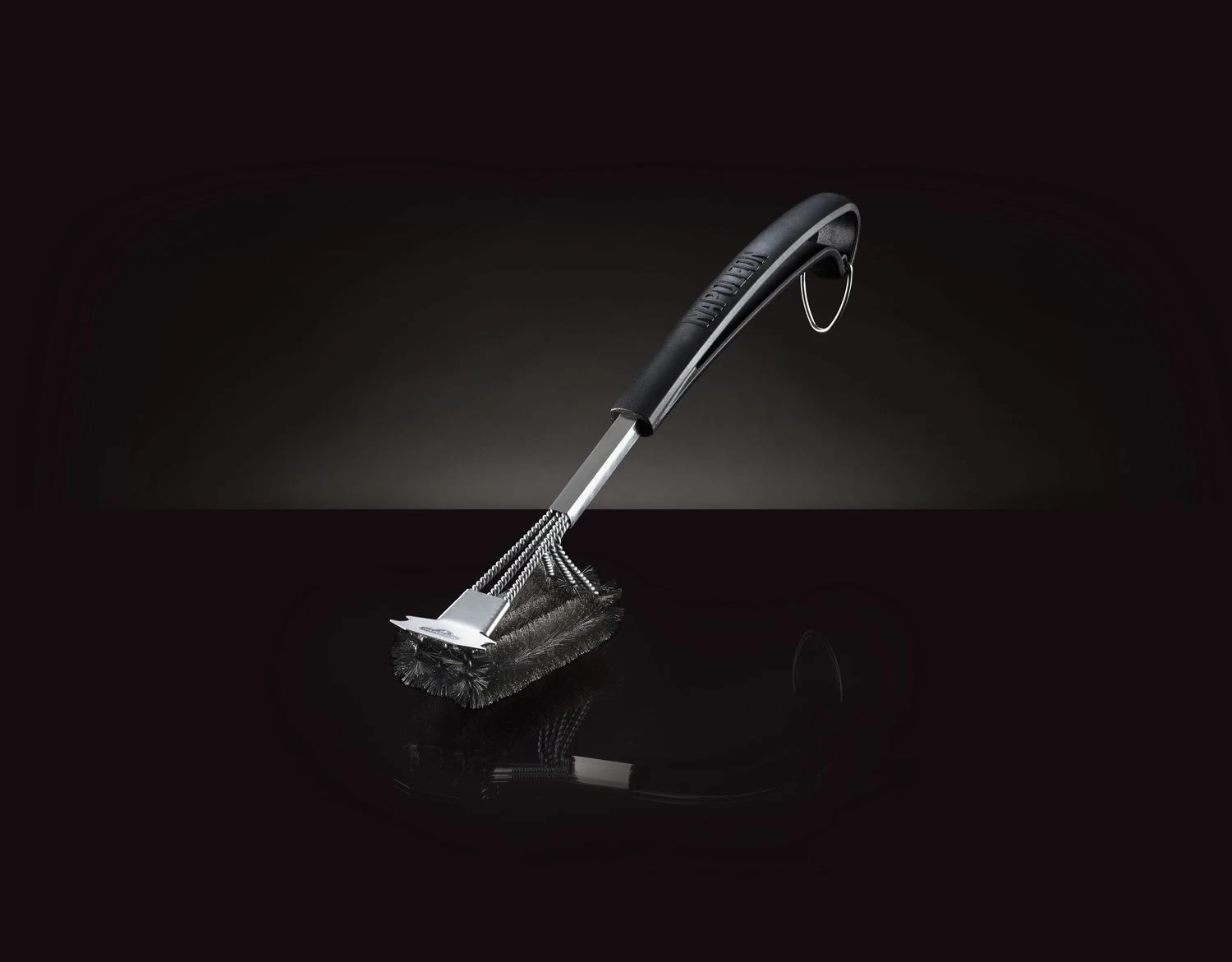 Napoleon Edelstahl Grillbürste Dreireihig Mit Schaber 2 Napoleon Edelstahl Grillbürste Dreireihig Mit Schaber – Bild 2