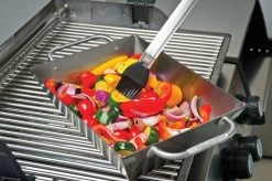 Broil King Gemüse Grillkorb Premium, Edelstahl 26 X 18cm -Geschäft Für Grillzubehör 6708 Broil King Wok 69818 lifestyle 03