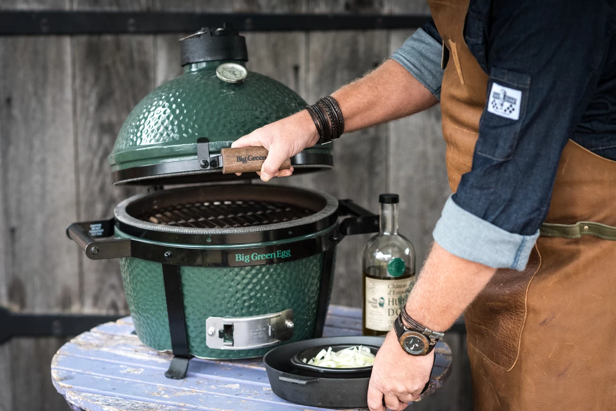 Big Green Egg MiniMax Keramikgrill Mit EGG Carrier Inkl. Zubehörpaket Mit Looftlighter 9 Big Green Egg MiniMax Keramikgrill Mit EGG Carrier Inkl. Zubehörpaket Mit Looftlighter – Bild 9