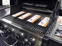 Broil King Regal 490 Black Gasgrill - Modell 2023 - Grillfürst Deal Mit Zusätzlichen Edelstahl Grillrosten -Geschäft Für Grillzubehör Broil King Regal 490 zusaetzlich Edelstahl Grillroste