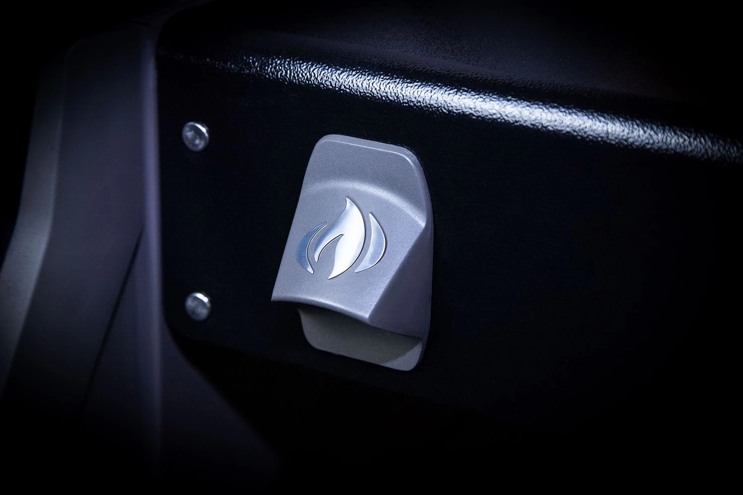 Napoleon Rogue SE 525 Gasgrill - All-black - Grillfürst Edition Inkl. Abdeckhaube - SMART Deal Inkl. Grillfürst Grill Control - Modell 2022 15 Napoleon Rogue SE 525 Gasgrill - All-black - Grillfürst Edition Inkl. Abdeckhaube - SMART Deal Inkl. Grillfürst Grill Control - Modell 2022 – Bild 15