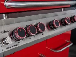 Grillfürst G510G 5-Brenner Gasgrill Mit Hochtemperaturbrenner Und Gusseisen Rosten - Feuerwehr Edition -Geschäft Für Grillzubehör G510G FW Feuerwehrgrill Foto freigestellt 06