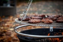 Grillfürst Dreibein Für Dutch Oven Oder Schwenk Grillrost / Höhenverstellbar, Inkl. Kette Und Haken -Geschäft Für Grillzubehör Grillfuerst Dreibein Grillrost befestigung