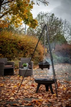 Grillfürst Schwenkgrill Set Aus Dreibein Und Grillrost / Höhenverstellbar, Inkl. Kette Und Haken -Geschäft Für Grillzubehör Grillfuerst Dreibein Grillrost hoehenverstellbar 1