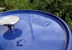 Grillfürst Emaillierter Dutch Oven Ohne Füsse DO12 - Blau -Geschäft Für Grillzubehör Grillfuerst Dutch Oven DO12 mit blauer Emaillierung
