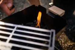 Knister Grill Original - Ausziehbarer Holzkohle Kompaktgrill -Geschäft Für Grillzubehör Knister Grill anzuenden