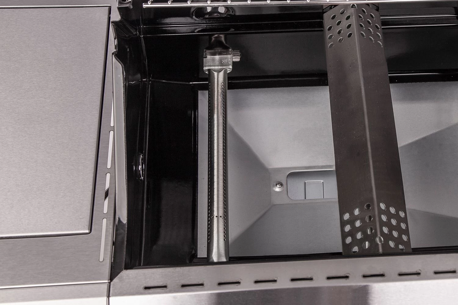 Grillfürst G620E 6-Brenner Gasgrill - 1. FC Köln Edition - Edelstahlroste 3 Grillfürst G620E 6-Brenner Gasgrill - 1. FC Köln Edition - Edelstahlroste – Bild 3