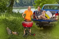 LotusGrill XXL - Holzkohle Grillstation - Feuerrot 11 LotusGrill XXL - Holzkohle Grillstation - Feuerrot -Geschäft Für Grillzubehör LotusGrill XXL Feuerrot unterwegs Campinggrill