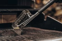 Moesta Profi BBQ- / Grillbürste No.1 -Geschäft Für Grillzubehör Moesta Grillbuerste no1 Anwendung 10218 Schaber