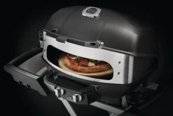Napoleon Drehspieß / Rotisserie Heavy Duty Mit Ofeneinsatz Für TravelQ Gasgrill -Geschäft Für Grillzubehör Napoleon 69282 TQ PRO285 Rotisserie InUse Pizza