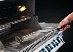 Napoleon Grillbürste Mit Edelstahlborsten Und Schaber -Geschäft Für Grillzubehör Napoleon Napoleon 62054 ss cleaningbrushwscr 4