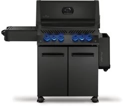 Napoleon Phantom Prestige 500 Gasgrill, Mattschwarz - Modell 2023 -Geschäft Für Grillzubehör Napoleon Prestige Phantom P500RSIBPK 3 PHM Prod Str Shlvs Dwn