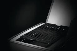 Napoleon Rogue SE 625 Gasgrill, Schwarz Mit Gussrosten, Sizzle Zone Und Heckbrenner - Modell 2023 -Geschäft Für Grillzubehör Napoleon Rogue SE Sizzle Zone 2