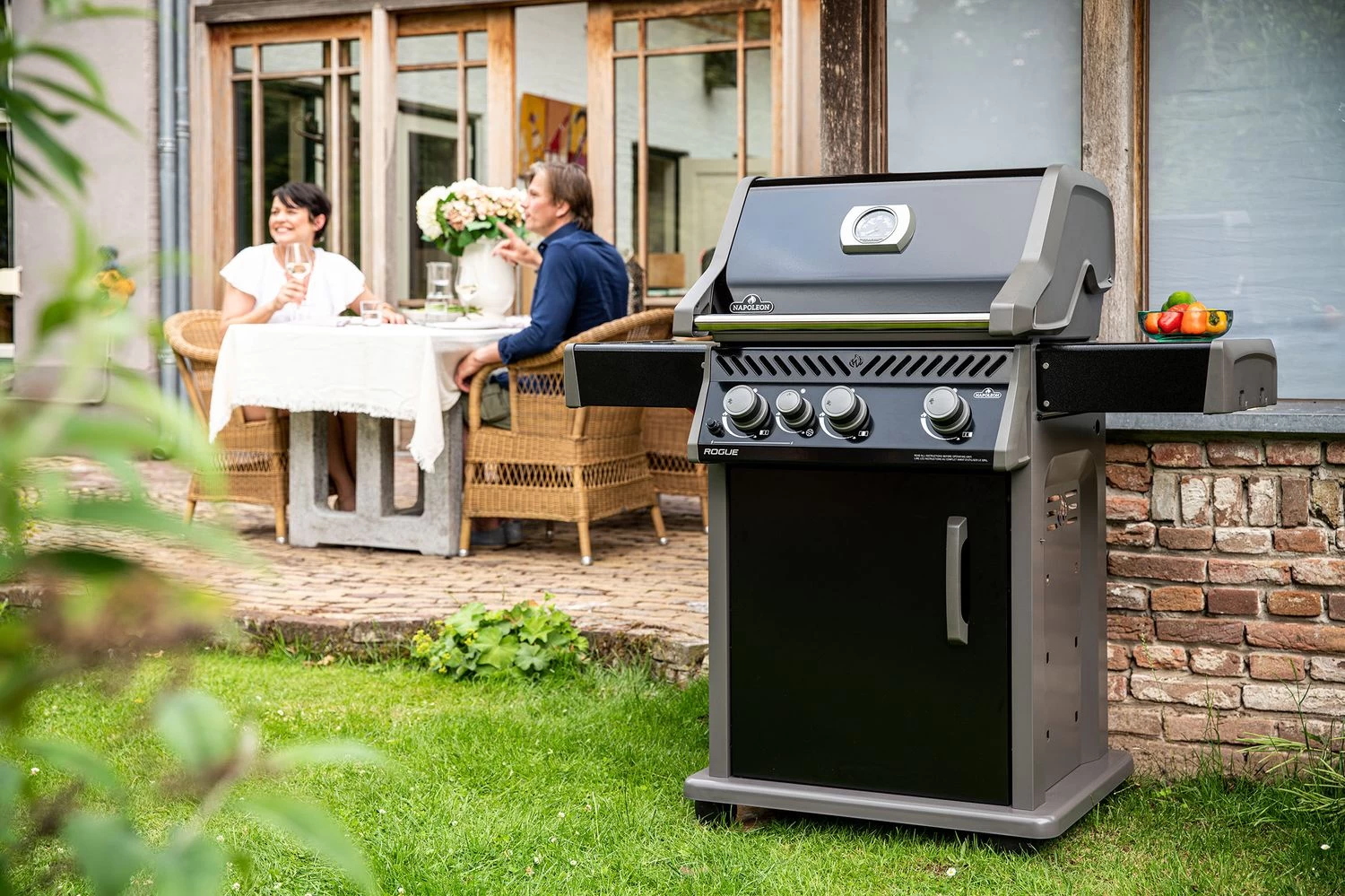 Napoleon Rogue XT 425 Gasgrill - All Black - Mit Sizzle Zone - Modell 2023 13 Napoleon Rogue XT 425 Gasgrill - All Black - Mit Sizzle Zone - Modell 2023 – Bild 13