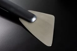 Outdoorchef Trichter Reinigungsset Für EASY FLIP Trichter -Geschäft Für Grillzubehör Outdoorchef Trichter Schaber Detail Klinge 1