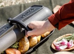 Petromax Kartoffelbräter XL Aus Gusseisen -Geschäft Für Grillzubehör Petromax Gusseisen Kartoffelbraeter gross gefuellt