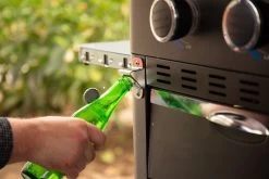 Pit Boss Planchagrill Ultimate Plancha 5-Brenner - Grillstation 18 Pit Boss Planchagrill Ultimate Plancha 5-Brenner - Grillstation -Geschäft Für Grillzubehör Pit Boss Planchagrill Ultimate 5 Brenner Flaschenoeffner