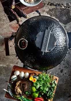 The Bastard Keramikgrill Classic Medium - Complete - Schwarz Glänzend - Modell 2023 28 The Bastard Keramikgrill Classic Medium - Complete - Schwarz Glänzend - Modell 2023 -Geschäft Für Grillzubehör The Bastard Classic Medium Keramikgrill Seitenablagen