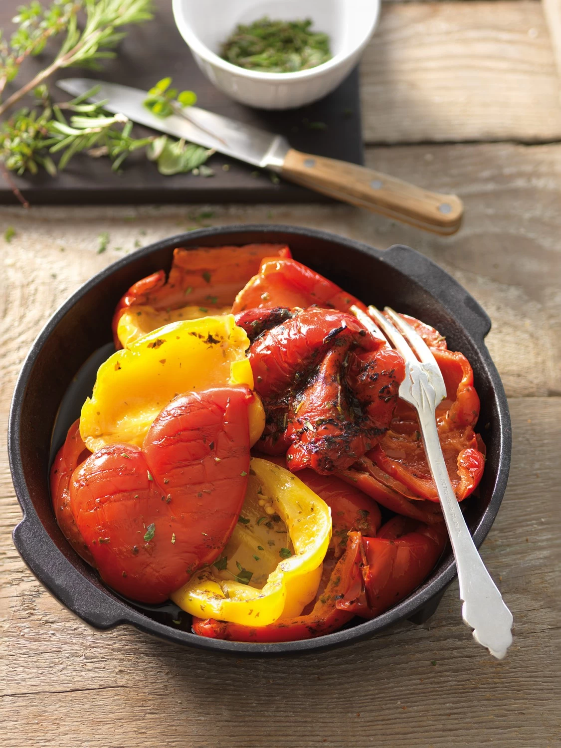 Outdoorchef Gusseisenpfanne / Aromapfanne Ø 23cm 2 Outdoorchef Gusseisenpfanne / Aromapfanne Ø 23cm – Bild 2