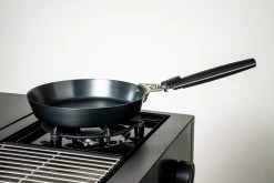 Outdoorchef Carbonstahl Pfanne Ø 28 Cm -Geschäft Für Grillzubehör outdoorchef carbonstahl pfanne grill 14 491 47