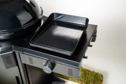 Outdoorchef Gas Kugelgrill Davos 570 G Pro Mit Blazing Zone (Infrarotbrenner) & 11kg Gasflaschen Kit -Geschäft Für Grillzubehör outdoorchef davos 570 g pro blazing zone grillplatte 18 128 14 1688728924