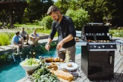 Outdoorchef Dualchef 325 G Gasgrill Mit Seitenkocher + BLAZING ZONE Infrarotbrenner -Geschäft Für Grillzubehör outdoorchef dualchef 325 g grillparty 18 700 0