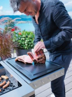 Outdoorchef Gas Kugelgrill Station Lugano 570 G EVO -Geschäft Für Grillzubehör outdoorchef xxl schneidebrett 14 112 60 01