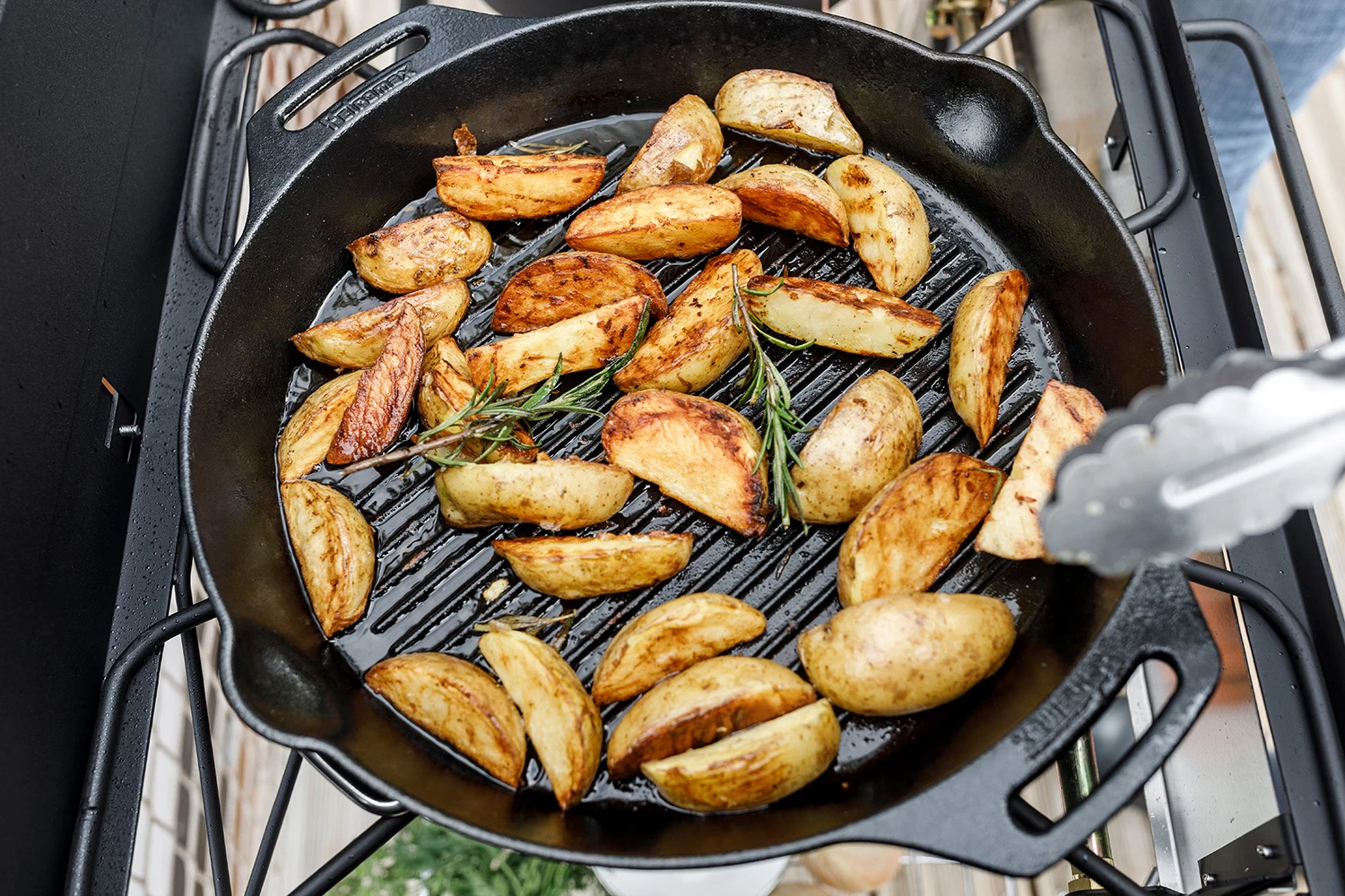 Petromax Grillpfanne Gusseisen Gp35h Mit Zwei Henkeln 1 Petromax Grillpfanne Gusseisen Gp35h Mit Zwei Henkeln