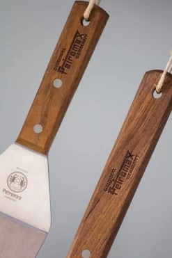 Petromax Flexibler Pfannen- Und Grillwender (Langgriff) -Geschäft Für Grillzubehör petromax grillwender detail griff flex2